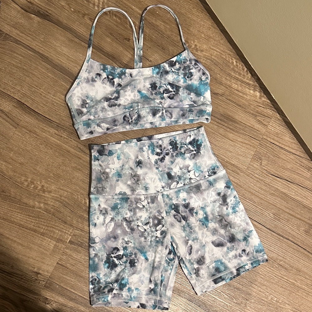 Lululemon Blue and Gray Tie-Dye/ floral Sports Bra and Shorts Set
